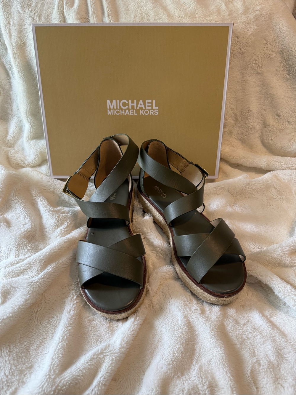 MICHAEL Michael Kors Darby Leather Sandals